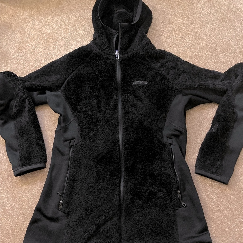 Patagonia fuzzy black zip up